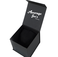 Boîte à casquette de baseball rigide magnétique noire de luxe, en papier métallisé, avec gaufrage premium et éponge en fourrure, recyclable – Meilleures ventes