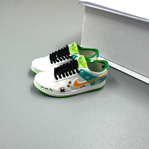 Moule de chaussure de basketball 3D Aj, moule de mini-chaussure <span class=keywords><strong>Dunk</strong></span> - paire de chaussures pour poupées et figurines, ornements de bureau, vente en gros - Product Image 4