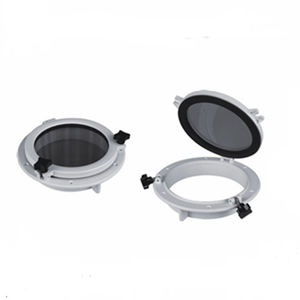 Escotilla Lateral Fija Atornillada para Uso Marino con Luz de Posición - Product Image 4