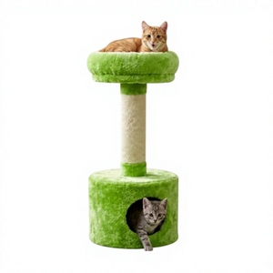Casa de ensueño Fiona Fresh Green Oasis Cat Dreaming Cottage - Product Image 1