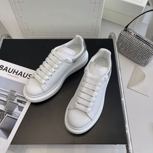 Wholesale American street fashion casual shoes - white, simple design, thick sole, flat bottom, luxurious walking shoes for men - Product Image 4
