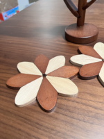 Support décoratif en bois pour sous-verres avec 5 pétales détachables pour la décoration de la cuisine et de la table à manger