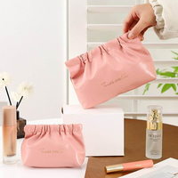 À la mode doux PU tissu cosmétique sac ensemble voyage Portable froissé pochette de rangement fermeture à glissière étanche maquillage sacs lettre