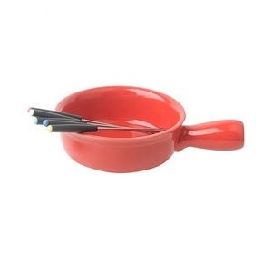 Vente en gros Ensemble de casseroles à fondue en céramique Mini <span class=keywords><strong>fromage</strong></span> à chocolat fondant <span class=keywords><strong>pour</strong></span> <span class=keywords><strong>Noël</strong></span> Batterie de cuisine antiadhésive et outils à <span class=keywords><strong>fromage</strong></span> - Product Image 5