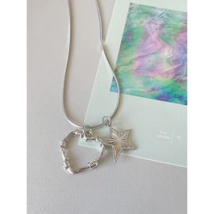Collier pendentif étoile cœur 7-ZU en acier titane avec chaîne serpent, design original, bijoux de mode - Product Image 2