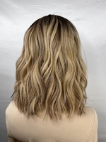 Wig rambut manusia Eropa asli dengan highlight warna pirang, model bob pendek bergelombang, ukuran 8-14 inci, wig lace front untuk wanita.