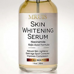 Sérum éclaircissant pour le <span class=keywords><strong>visage</strong></span> à l'arbutine et à <span class=keywords><strong>la</strong></span> niacinamide Anti-âge Correcteur de taches brunes Acide hyaluronique |   Éclaircissement de <span class=keywords><strong>la</strong></span> <span class=keywords><strong>peau</strong></span> Blanchiment Utilisation à domicile - Product Image 1
