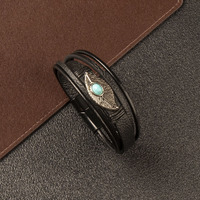 Bracelet pour homme multi-couches en cuir, ton argenté, plume, œil de tigre, pierre turquoise, style western bohème vintage, fermoir magnétique