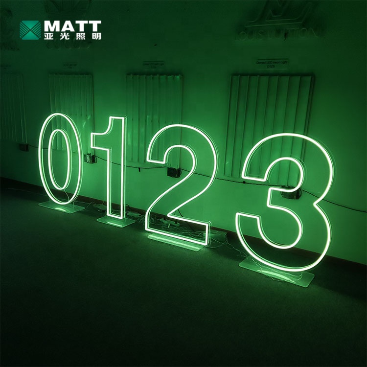 Matt Hot Jual 2ft 3ft 4ft 0-9 A-Z Besar Led Surat Nomor Light Free Desain Akrilik Lampu RGB Neon Tanda Nomor untuk Pesta