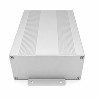 Boîtier en alliage d'aluminium extrudé sur mesure pour projet électronique avec ailettes de refroidissement, indice de protection IP54, dissipateur de chaleur
