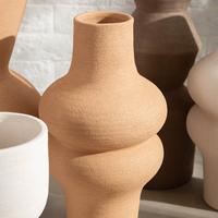 Vase en céramique mat de couleur personnalisée pour le jardin décoration nordique grands vases en terre cuite pour le salon