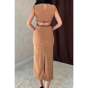 Robe pull moulante en maille pour femme, col licou, taille naturelle, découpes, respirante, vente en gros - Product Image 2