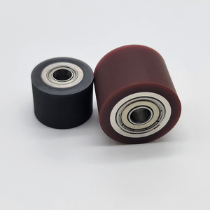 Ruedas de goma cubiertas de PU de buena elasticidad, rodillos de rodamiento cubiertos de goma de poliuretano de alta resistencia moldeados por inyección - Product Image 1