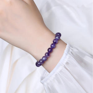 थोक थोक क्रिस्टल बेड्स 8 मिमी और 10 मिमी आकार के प्राकृतिक ग्लास बेड्स सहित बैंगनी फूल डिजाइन गहने की आपूर्ति - Product Image 4