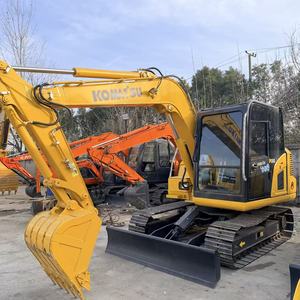 Excavatrice KOMATSU PC60 d'occasion, importée du Japon, modèle 2024, 6 tonnes, chenilles, avec moteur, boîte de vitesses, pompe, bon état et prix avantageux - Product Image 2