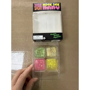 Maltose Squishy Slow <b>Rebound</b> Stress Relief Cube Toy, Flashing Mini Cube - Product Image 2