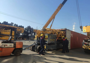 Grue à tour mobile Uniquemac de 4 tonnes - Petite grue automotrice avec une hauteur de levage de 25 m et une grande efficacité - Product Image 4