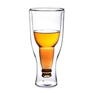 Vasos de Cerveza Creativos de Borosilicato al por Mayor, Transparentes, de Doble Pared, Aislados, para <span class=keywords><strong>Pub</strong></span>, Diseño de Botella de Cerveza Invertida - Product Image 6