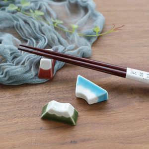 Zakka creativo japonés comestibles japonés Monte <span class=keywords><strong>Fuji</strong></span> cerámica palillos descanso muebles para el hogar adornos diarios - Product Image 3