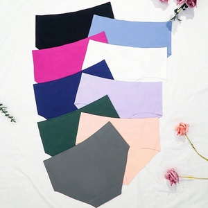 Intimo Donna Senza Cuciture ad Asciugatura Rapida, Slip Invisibili per Yoga, Bikini Tinta Unita con Taglio a Laser a Vita Media - Product Image 6