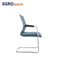 Chaise de bureau pivotante en cuir EGROspace à dossier moyen pour visiteurs, formation et conférence