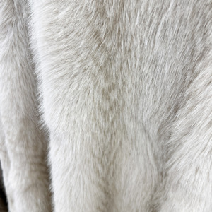 Tessuto in Finta Pelliccia <span class=keywords><strong>Tocca</strong></span> 100% Poliestere Resistente all'Abrasione e alle Pieghe, Antivento, per Abbigliamento su Misura - Product Image 1