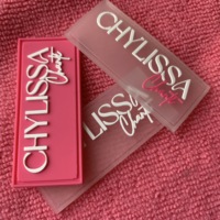 Étiquette en caoutchouc PVC gaufré de différentes couleurs, logo d'entreprise imperméable Patch en caoutchouc de silicone pour maillots de bain