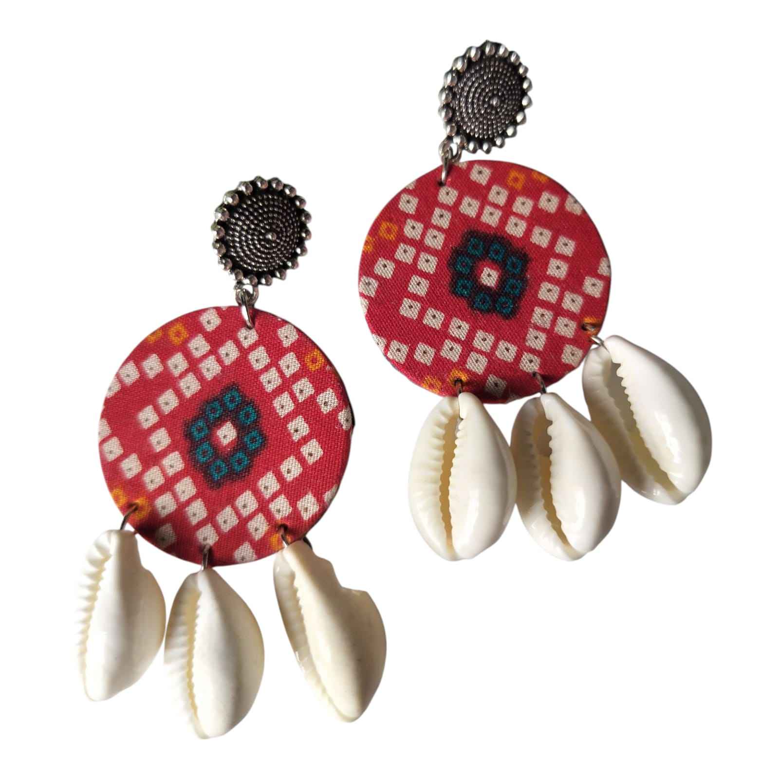 Red with white shells