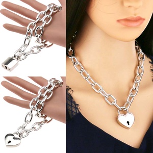 Collar con Candado y Llave de Corazón, Cadena Punk, Colgante de Candado, Joyería Gótica de Moda para Hombres y Mujeres - Product Image 1
