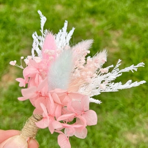 Tortendekoration Getrocknete Blumen-Topper - Handgefertigte Maßgeschneiderte Formen im Ins-Stil Naturecho Studio für Valentinstag Ostern Hochzeit Party - Product Image 1