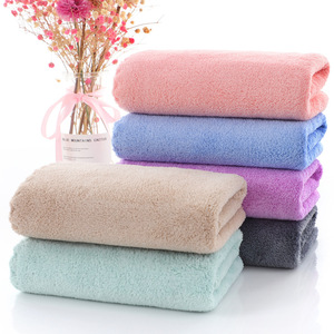 Serviette en polaire corail unie Ryan 35x75cm, douce, absorbante, séchage rapide, usage général - Product Image 4