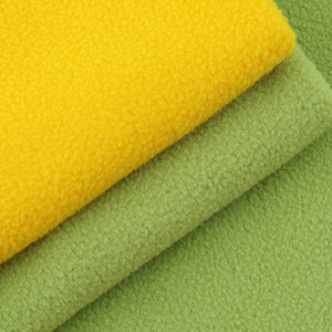 Vente en gros de tissu <span class=keywords><strong>polaire</strong></span> polyester veste anti-pilule échantillon gratuit de rouleau de tissu <span class=keywords><strong>polaire</strong></span> softshell tissu <span class=keywords><strong>polaire</strong></span> d'hiver - Product Image 2