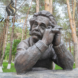 Esculturas de bronce de tamaño real hechas a medida del famoso Einstein para decoración creativa en jardines y campus. - Product Image 2