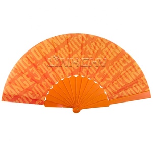 Abanicos de mano de tela plegable de plástico negro Costillas de plástico Ventilador de mano plegable impreso personalizado - Product Image 3