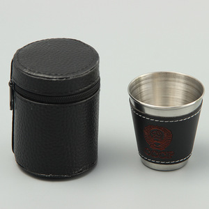 ถ้วยสแตนเลส 60 มล. พร้อมปลอกหนัง โลโก้ CCCP แก้วน้ำพกพา - Product Image 1