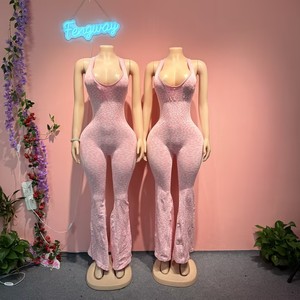 Nuova Tuta Intera da Yoga in Maglia con Stampa Leopardata da Donna 2026, con Imbottitura sul Petto, Pantaloni a Zampa e Spalline Incrociate sul Retro - Product Image 3