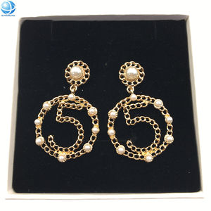 Joyería <span class=keywords><strong>de</strong></span> moda CC GG Número 5 Pendientes colgantes Joyas reutilizadas chapadas en oro Pendientes <span class=keywords><strong>de</strong></span> tuerca inspirados en diseñador <span class=keywords><strong>de</strong></span> marca famosa - Product Image 4