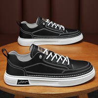 Chaussures de sport décontractées pour hommes, style printemps, en PU blanc, à enfiler, avec lacets, semelle intérieure amortissante, doublure en maille et caoutchouc
