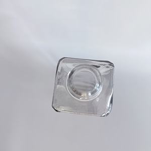 Botellas de <span class=keywords><strong>agua</strong></span> <span class=keywords><strong>mineral</strong></span> de vidrio de 750ml y 1000ml, Forma cuadrada - Product Image 3