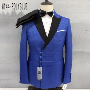 Giacca da <span class=keywords><strong>smoking</strong></span> da uomo blu navy lucida di lusso, con revers a punta neri, spilla a stella e dettaglio a pieghe in vita, ideale per matrimoni e spettacoli - Product Image 4