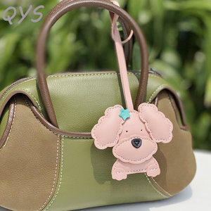 Llavero de Piel Sintética QYS con Diseño de Caniche, Colgante de Perro Rosa de Dibujos Animados para Bolso, Anillo para Llaves de Perro Teddy, Adorno para Bolso - Product Image 3