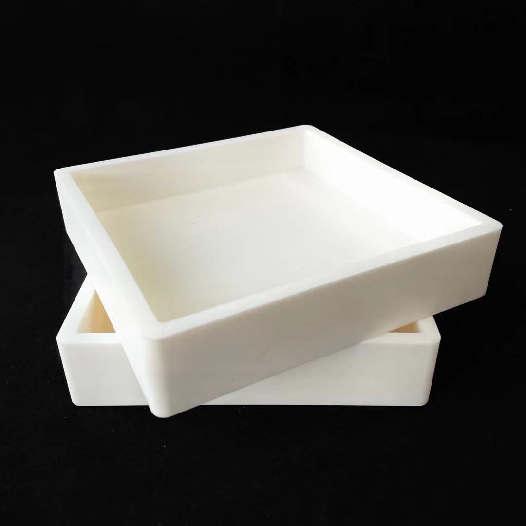 Высококачественный 99 корундовый тигель квадратный 99 оксид алюминия керамическая изоляция устойчивость к высоким температурам используется в печи