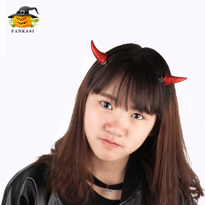 กิ๊บติดผมรูปเขากระทิงสำหรับฮาโลวีน สีดำวิบวับ ขนาด 10 ซม. เครื่องประดับคอสเพลย์สำหรับทุกเพศ - Product Image 2