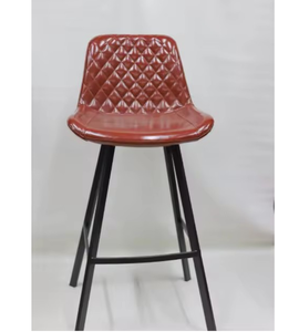 Sillas Altas de Diseño Cómodo con Patas de Metal y Asiento de Cuero PU para Cocina, Bar o Restaurante en Venta - Product Image 1