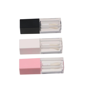 Tubes de brillant à lèvres LED rose et noir de 8,5 ml avec miroir, conteneur vide pour huile à lèvres et emballage personnalisé avec logo - Product Image 2