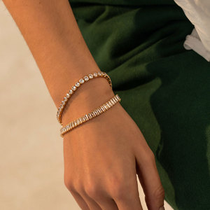 Modernas Pulseras y Brazaletes de Tenis de Acero Inoxidable 316L con Baño de Oro de 14k y 18k y Circonitas para Mujer, que no se deslustran - Product Image 1