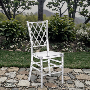 Sillas Chiavari de Resina Plástica Transparente Portátiles al por Mayor, Sillas Acrílicas Transparentes Apilables para Eventos, Fiestas, Hoteles, Banquetes, Bodas - Product Image 1