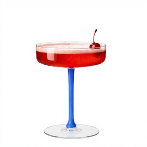 Verres à cocktail colorés en borosilicate faits à la main de 160 ml, sans plomb, coupe Martini, verrerie de bar réutilisable en gros - Product Image 2