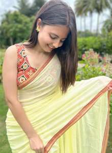 ชุดส่าหรีผ้าฝ้ายเนื้อนุ่มทันสมัยมีขอบผ้าหลายชั้นที่เหมาะสำหรับทุกโอกาส - Product Image 6