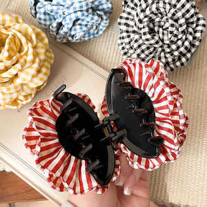 Promotion : Accessoires de cheveux de créateur, style rétro, pince pieuvre, pince requin, pince à cheveux en tissu couleur unie avec fleur rose pour femmes et filles - Product Image 4